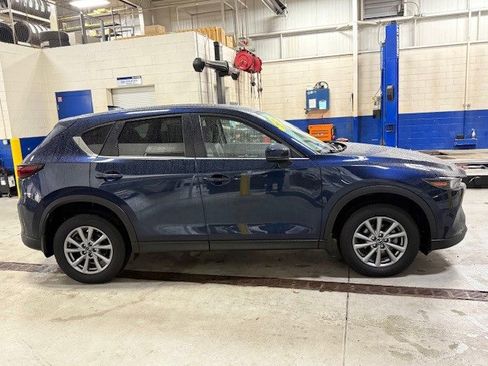 Used 2023 MAZDA CX-5 AWD 2.5 S w/ Select Package image 3