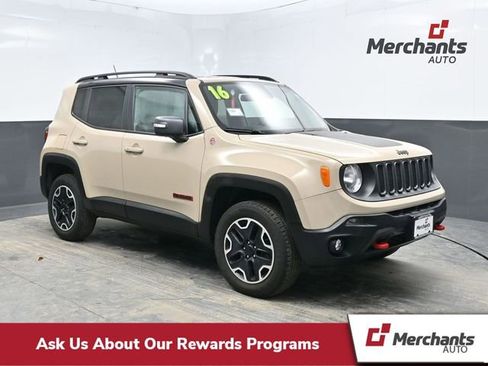 Used 2016 Jeep Renegade Trailhawk image 1