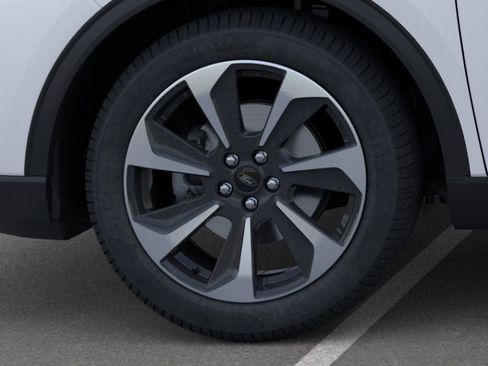 New 2025 Ford Escape Platinum image 19