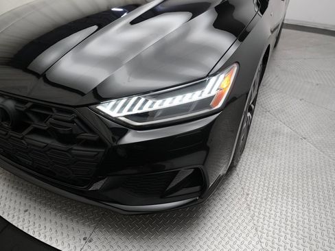 Used 2024 Audi A7 3.0T Premium Plus image 3