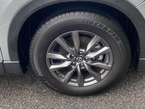 Used 2023 MAZDA CX-9 Touring image 11