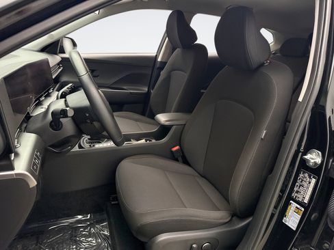 Used 2024 Hyundai Kona SEL image 11