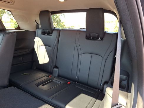 Certified 2023 INFINITI QX60 Luxe w/ Cargo Package AWD/4WD image 10
