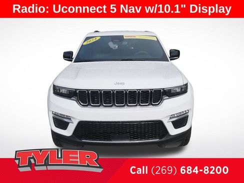 Certified 2024 Jeep Grand Cherokee Limited AWD/4WD image 2