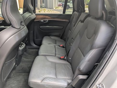 Certified 2025 Volvo XC90 B6 Plus image 15