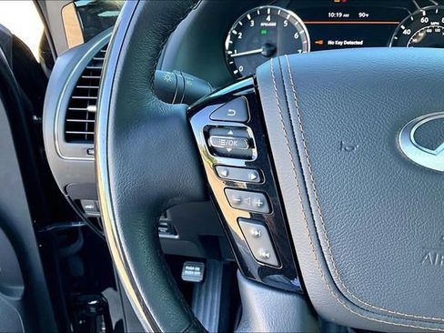 Used 2024 INFINITI QX80 Sensory AWD/4WD image 18