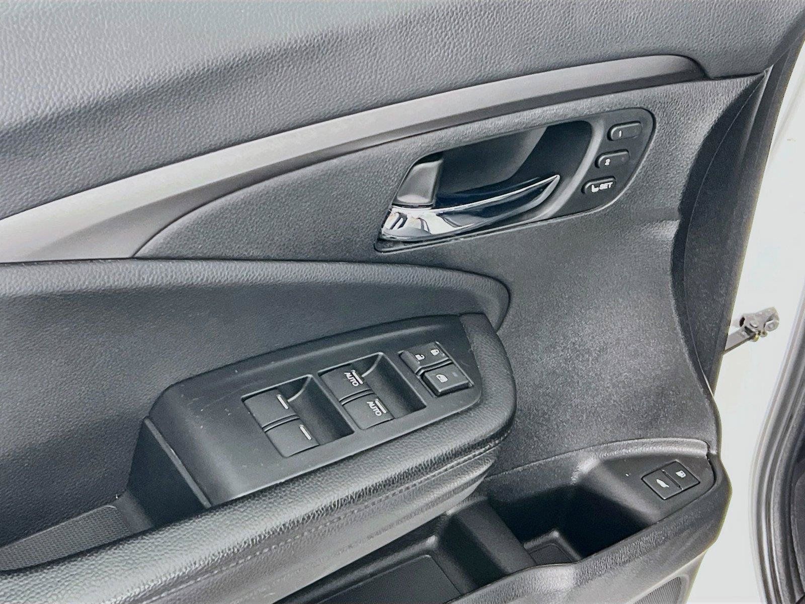 Used 2020 Honda Passport EX-L image 19