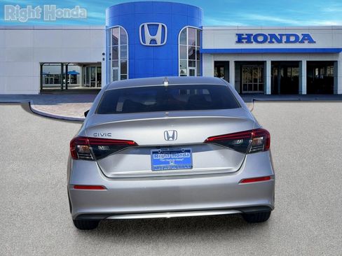Used 2024 Honda Civic LX image 7