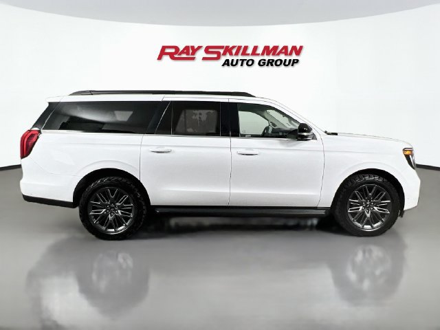 Used 2025 Ford Expedition Max Active AWD/4WD image 8