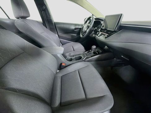 Used 2025 Toyota Corolla LE FWD image 27