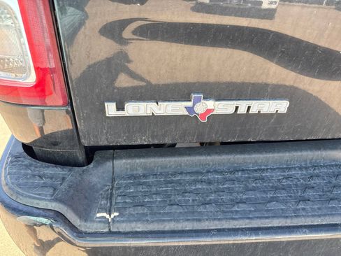 Used 2024 RAM 2500 Lone Star w/ Sport Appearance Package AWD/4WD image 10