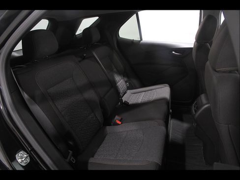Certified 2024 Chevrolet Equinox LT FWD image 19