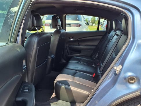 Used 2011 Chrysler 200 Limited FWD image 11