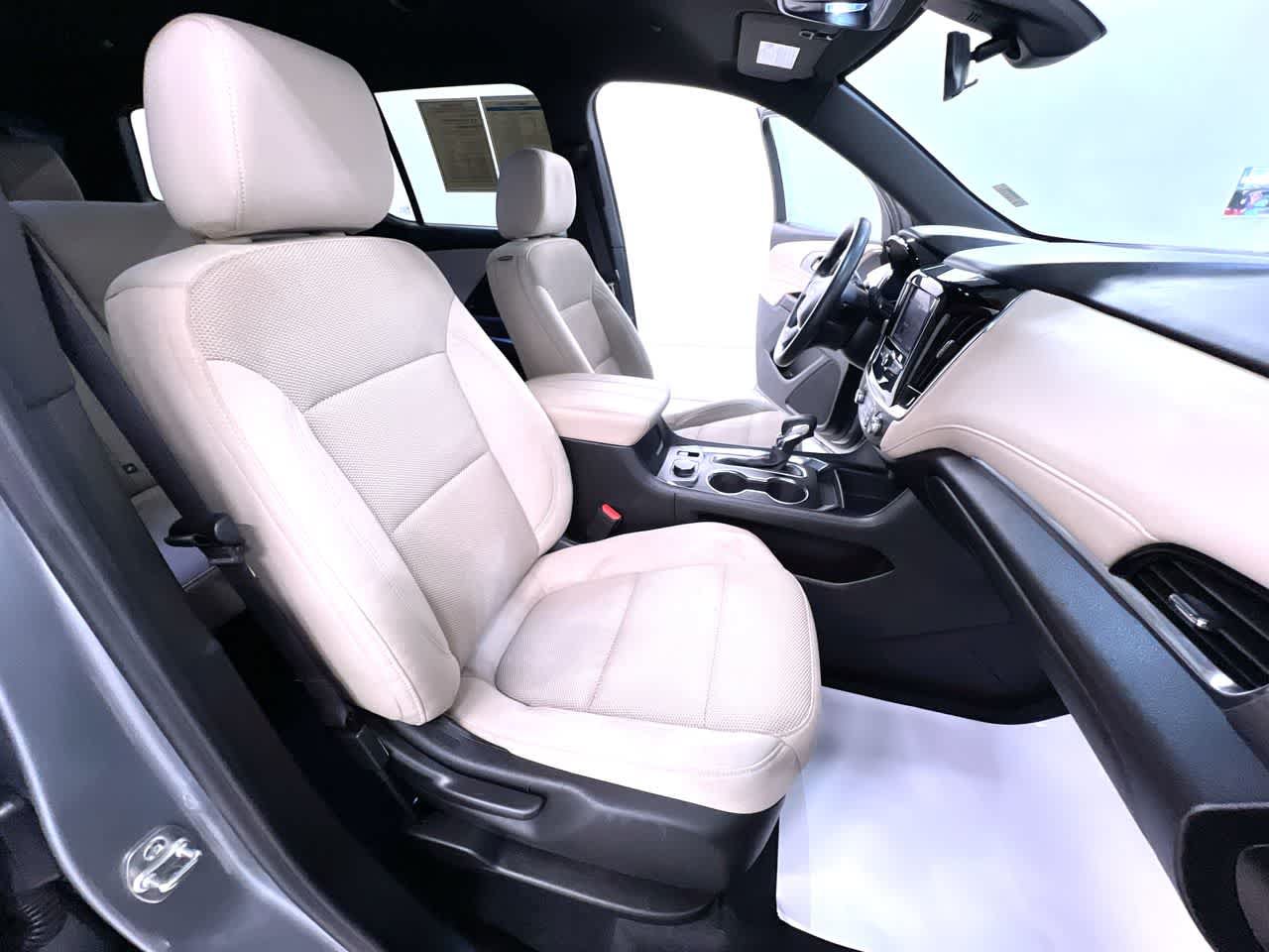 Used 2023 Chevrolet Traverse LS FWD image 35