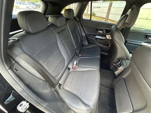 Used 2023 Mercedes-Benz GLC 300 4MATIC w/ Exclusive Trim Package image 33