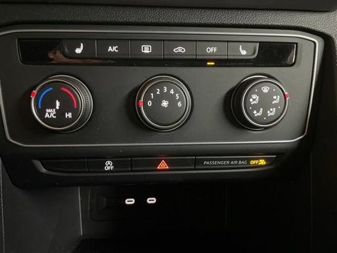 Certified 2022 Volkswagen Atlas Cross Sport SE AWD/4WD image 23
