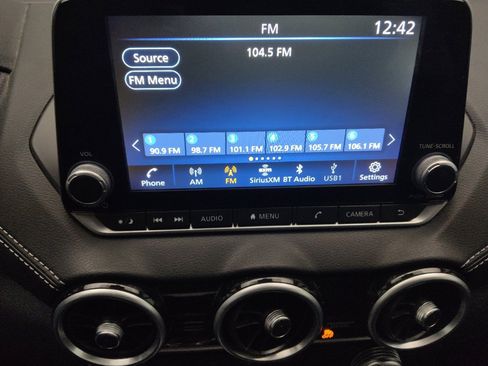 Used 2024 Nissan Sentra SV FWD image 25