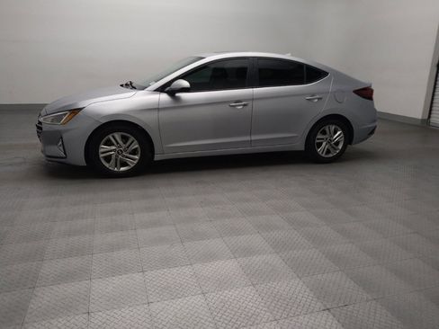 Used 2020 Hyundai Elantra Value Edition FWD image 2