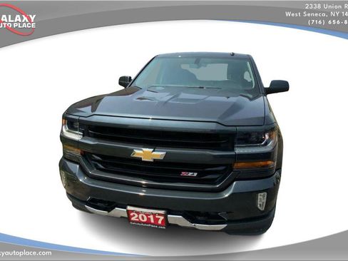 Used 2017 Chevrolet Silverado 1500 LT w/ All Star Edition AWD/4WD image 2