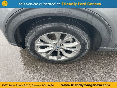 Used 2023 Ford Explorer XLT w/ Equipment Group 202A AWD/4WD image 9