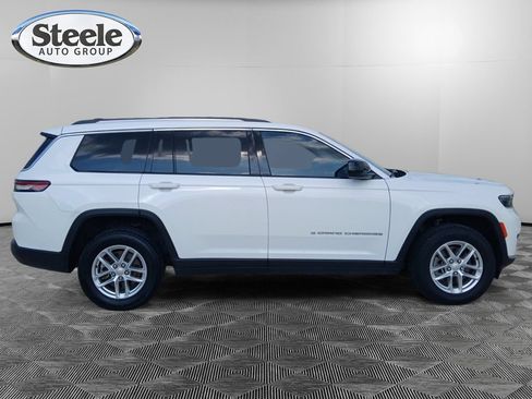Used 2023 Jeep Grand Cherokee L Laredo RWD image 4