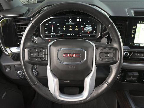 Used 2022 GMC Sierra 1500 Elevation w/ Elevation Premium Package image 19