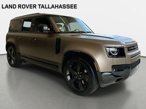 New 2026 Land Rover Defender 110 X-Dynamic SE image 5