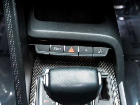 Used 2018 Audi R8 V10 w/ Premium Package image 64