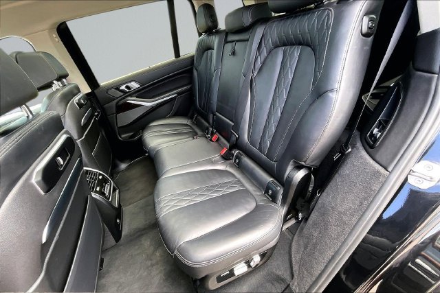 Used 2023 BMW X7 xDrive40i AWD/4WD image 24