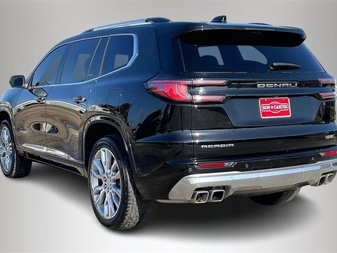 Used 2024 GMC Acadia Denali w/ Super Cruise Package image 4