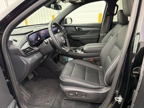 Used 2025 Buick Enclave Sport Touring image 13