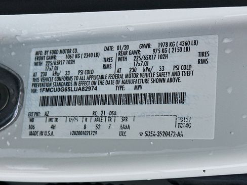 Used 2020 Ford Escape SE FWD image 12