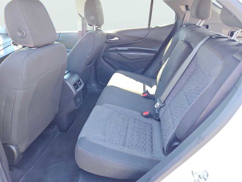 Used 2024 Chevrolet Equinox LT AWD/4WD image 32
