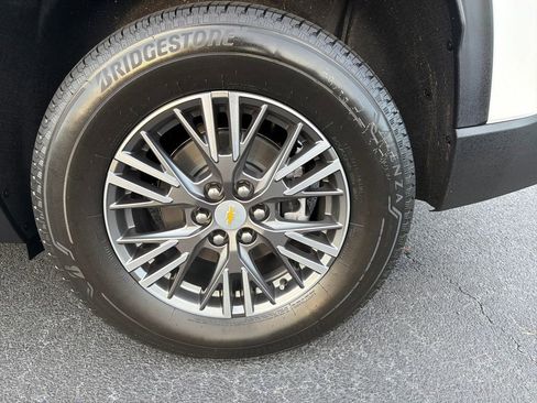 New 2026 Chevrolet Traverse LT image 25