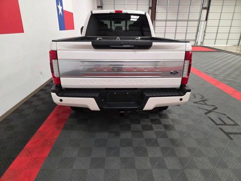 Used 2019 Ford F350 Platinum w/ Platinum Ultimate Package image 20