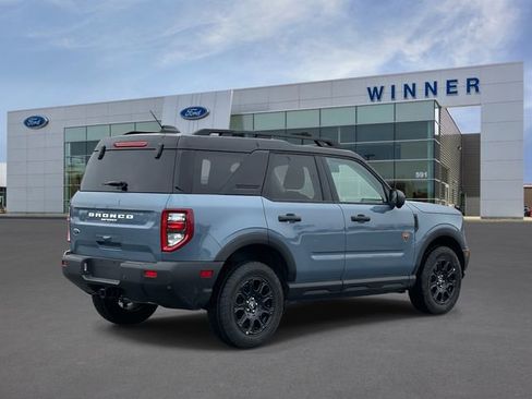 Used 2025 Ford Bronco Sport Badlands image 5