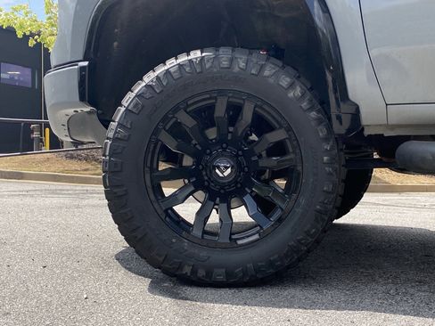 Used 2024 Chevrolet Silverado 2500 ZR2 w/ ZR2 Bison Edition image 11