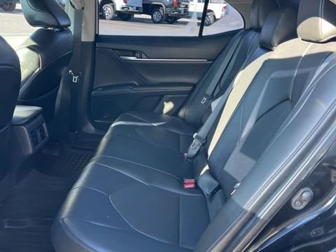 Used 2020 Toyota Camry XLE image 27