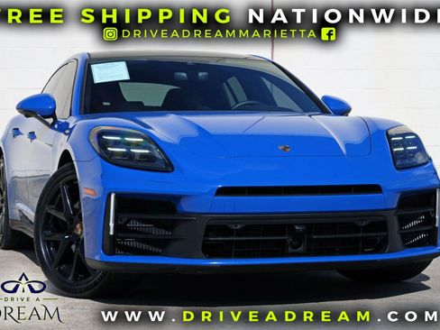 Used 2025 Porsche Panamera w/ Premium Package RWD image 2
