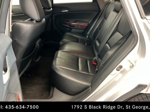 Used 2010 Honda Crosstour EX-L image 21
