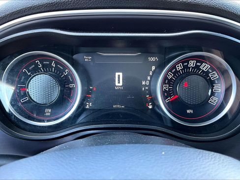 Used 2016 Dodge Challenger SXT RWD image 19