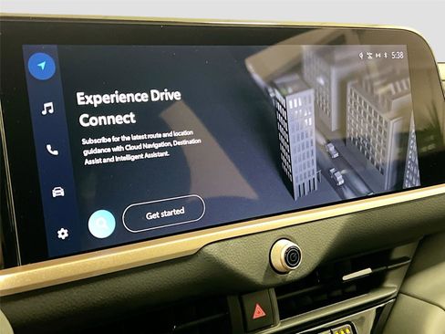 Used 2025 Toyota Crown Signia image 7