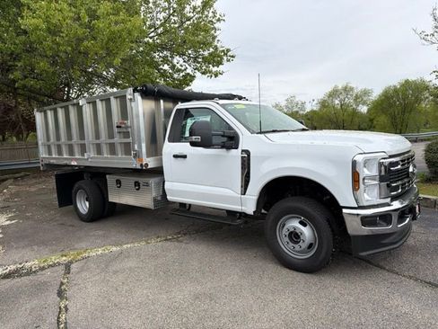 New 2026 Ford F350 XL w/ XL Chrome Package AWD/4WD image 1