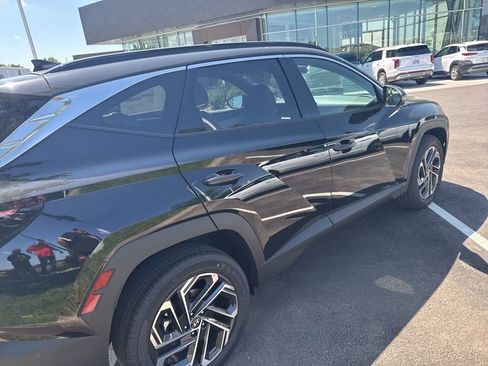 Certified 2025 Hyundai Tucson Limited image 27