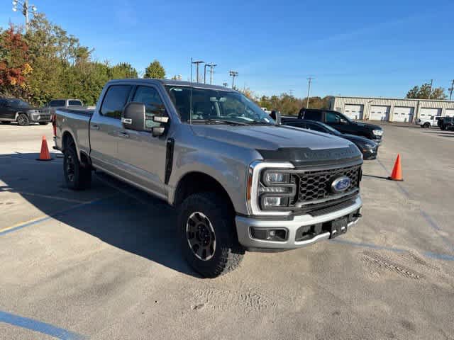 Used 2023 Ford F350 XLT w/ Tremor Off-Road Package AWD/4WD image 12