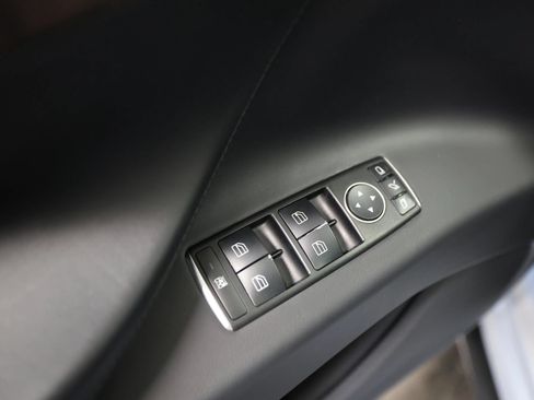 Used 2017 Tesla Model X 90D AWD/4WD image 25