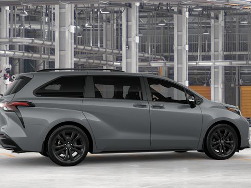 New 2026 Toyota Sienna XSE FWD image 11