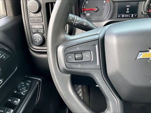 Used 2022 Chevrolet Silverado 2500 Custom w/ Custom Convenience Package image 12