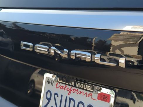 Certified 2025 GMC Yukon Denali image 28