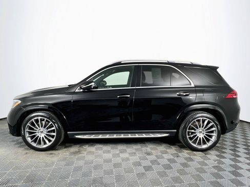 Used 2025 Mercedes-Benz GLE 450e 4MATIC image 3